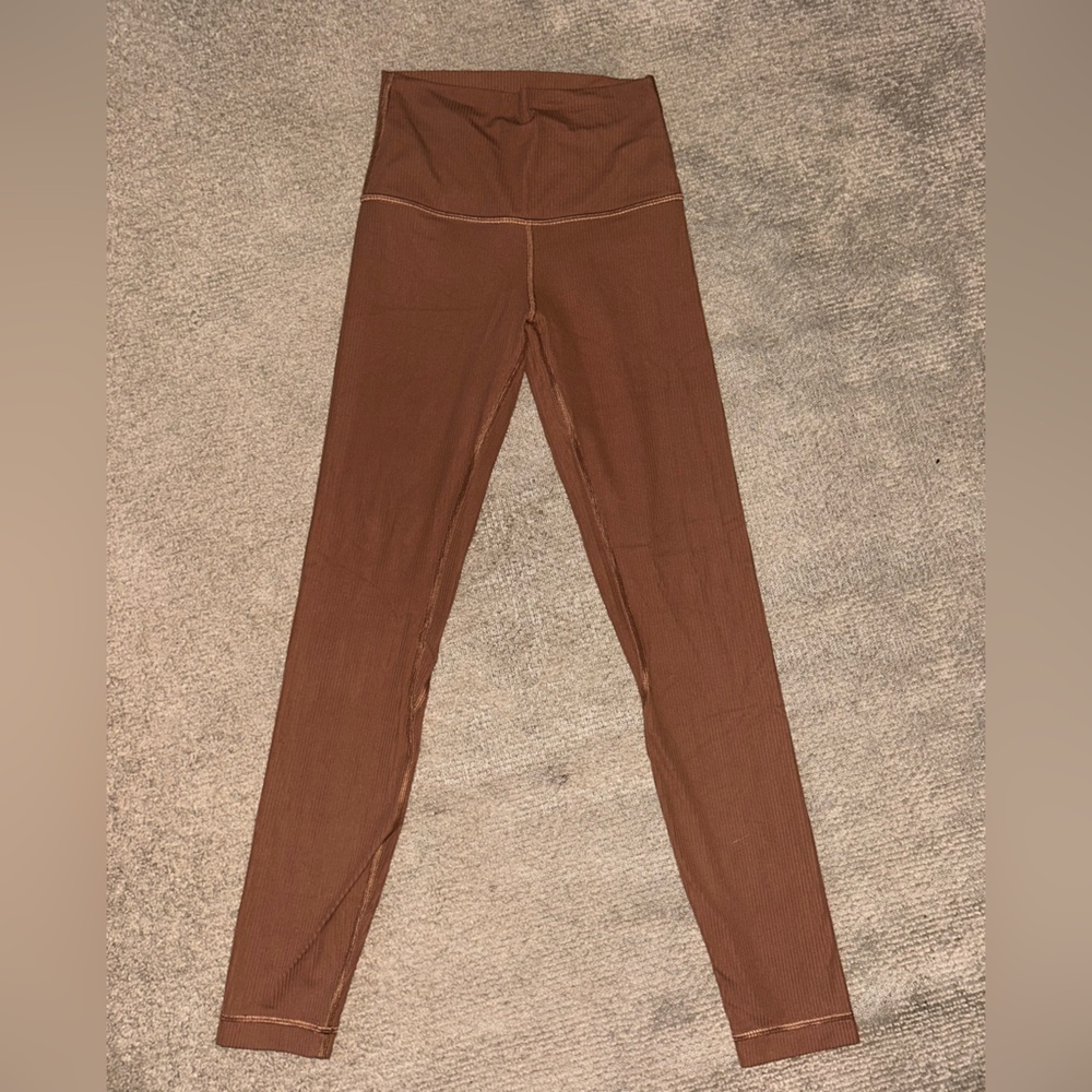 Ribbed Lululemon Leggings